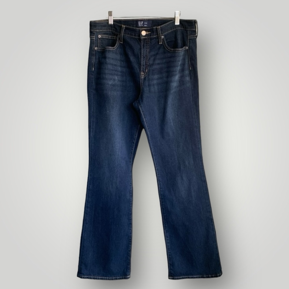 GAP Women’s Bootcut Jean | Pea Dark Rinse | Size 12R